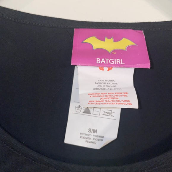 NWOT Rubie's Women's Batgirl Costume Dress with Attached Wings Cape Size S/M - Picture 5 of 10